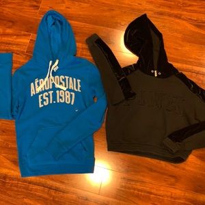 Junior hooded sweatshirts